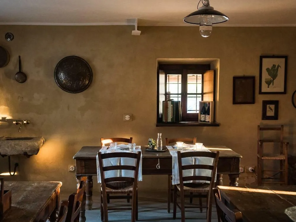Casa di campagna Agriturismo La Costa Rovagnate