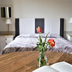 https://borgo-la-torre-montecarlo.it-tuscanyhotel.com