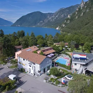 Luxuszelt Glamping Rio Vantone, Crone