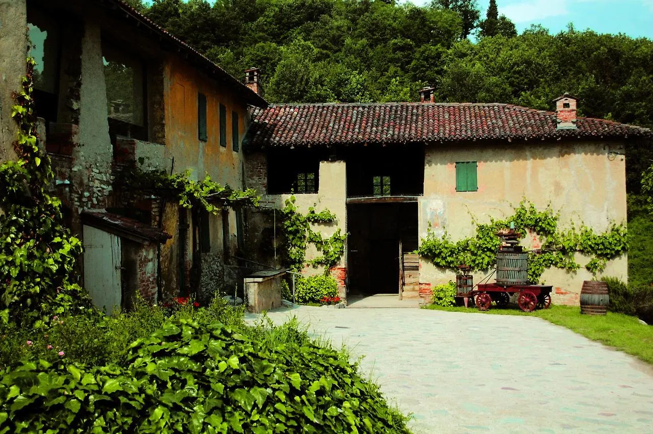 Agriturismo La Costa Guest House Perego 0*, Rovagnate